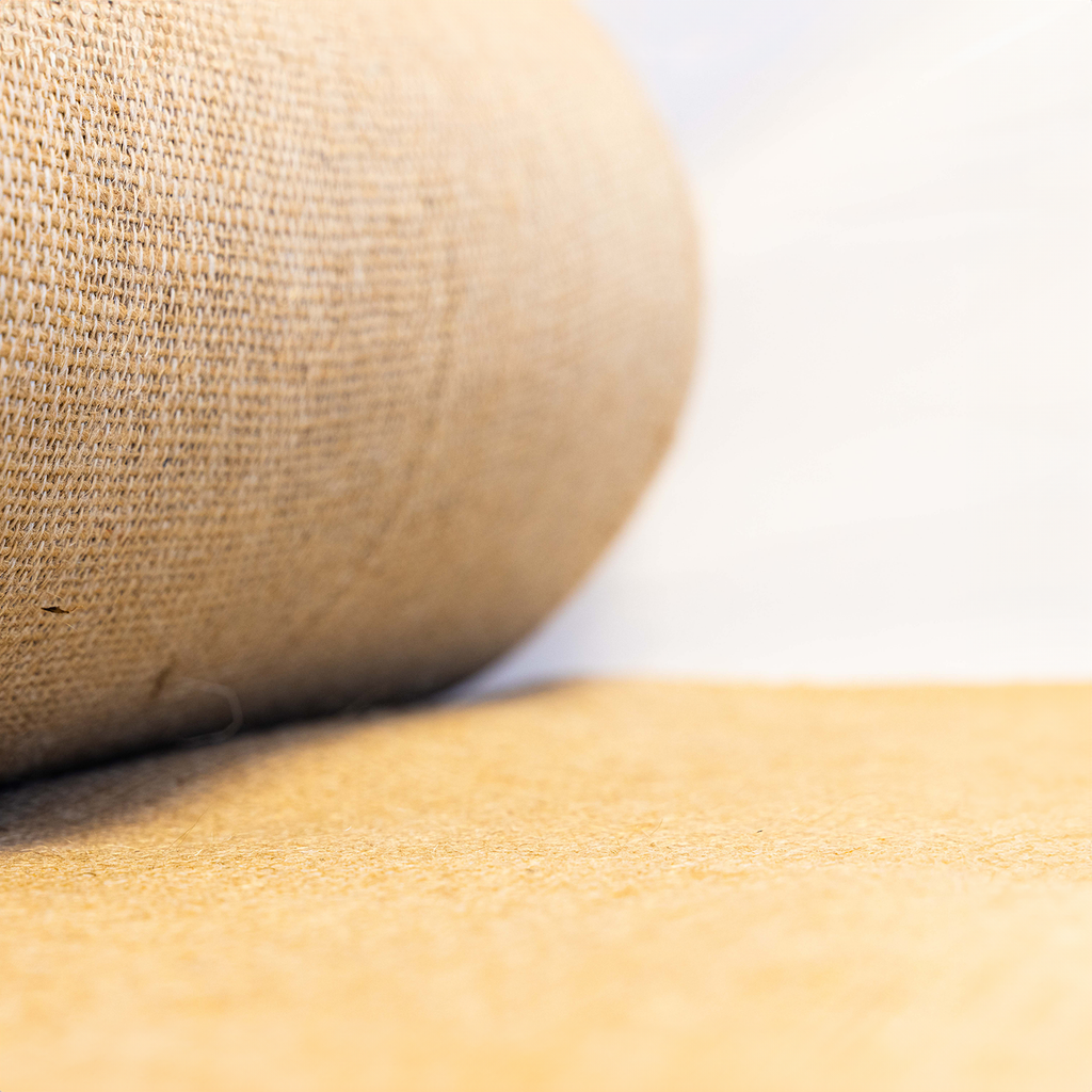 Natural Hessian Fabric Roll – Multi-Season Garden, Frost & Moisture Protection
