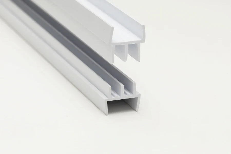 Clip-On Sliding Glass Runner System for Vivarium Enclosures