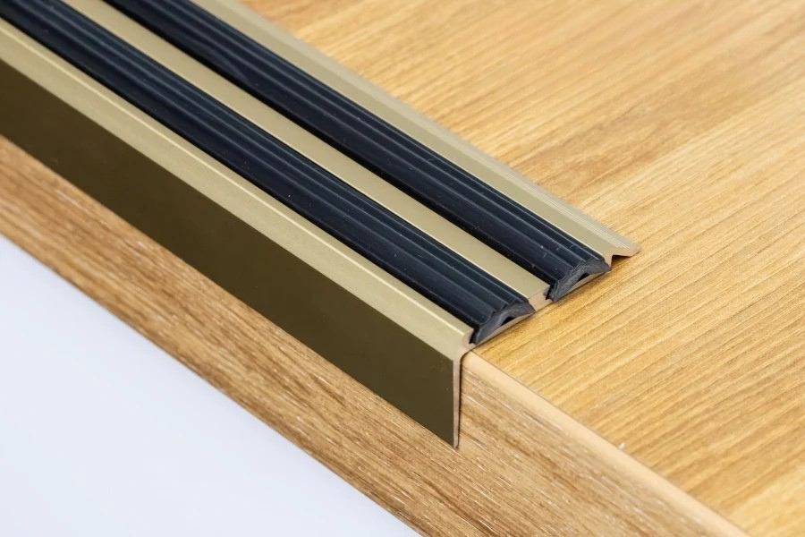 Anodised Aluminium Stair Nosing with Anti-Slip Rubber Insert – 35mm x 19mm