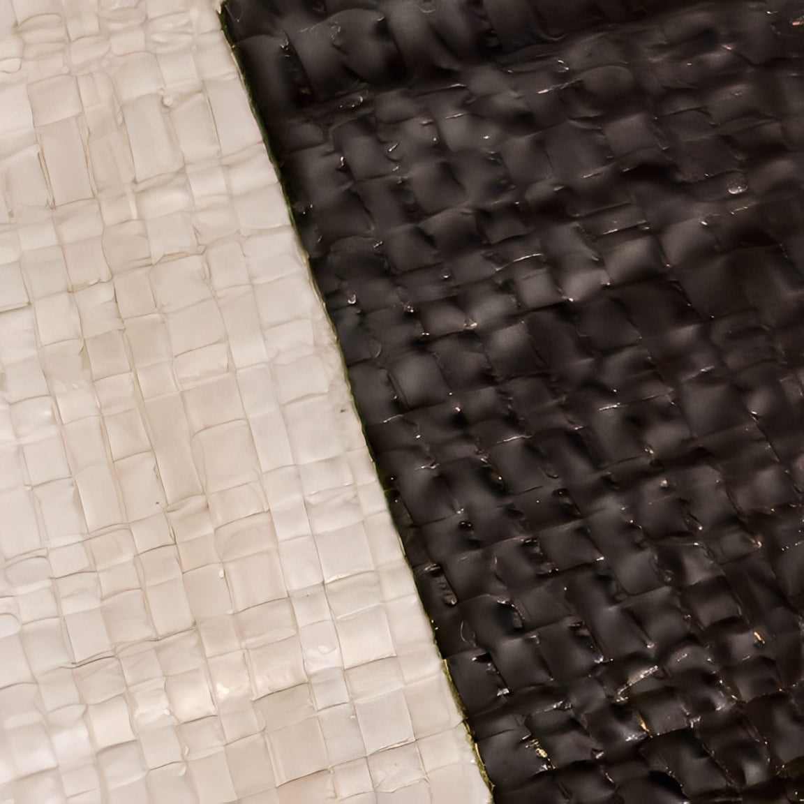 Black/Silver Tarpaulin 270GSM – Reinforced Waterproof Outdoor Sheet