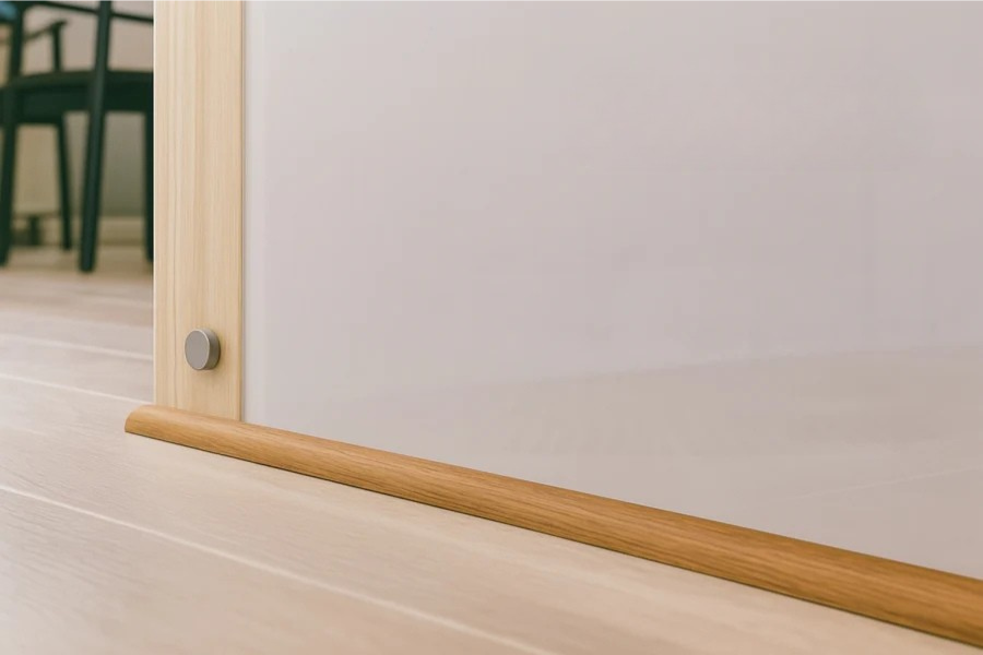 18mm UPVC Scotia Quadrant Beading, 1m or 2.5m Length Skirting Edge Trim in Multiple Colours