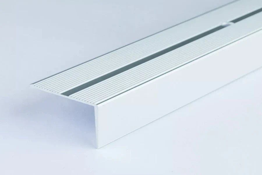 40mm x 20mm Anodised Aluminium Stair Nosing with Grooved Anti-Slip – 1m & 2m Lengths